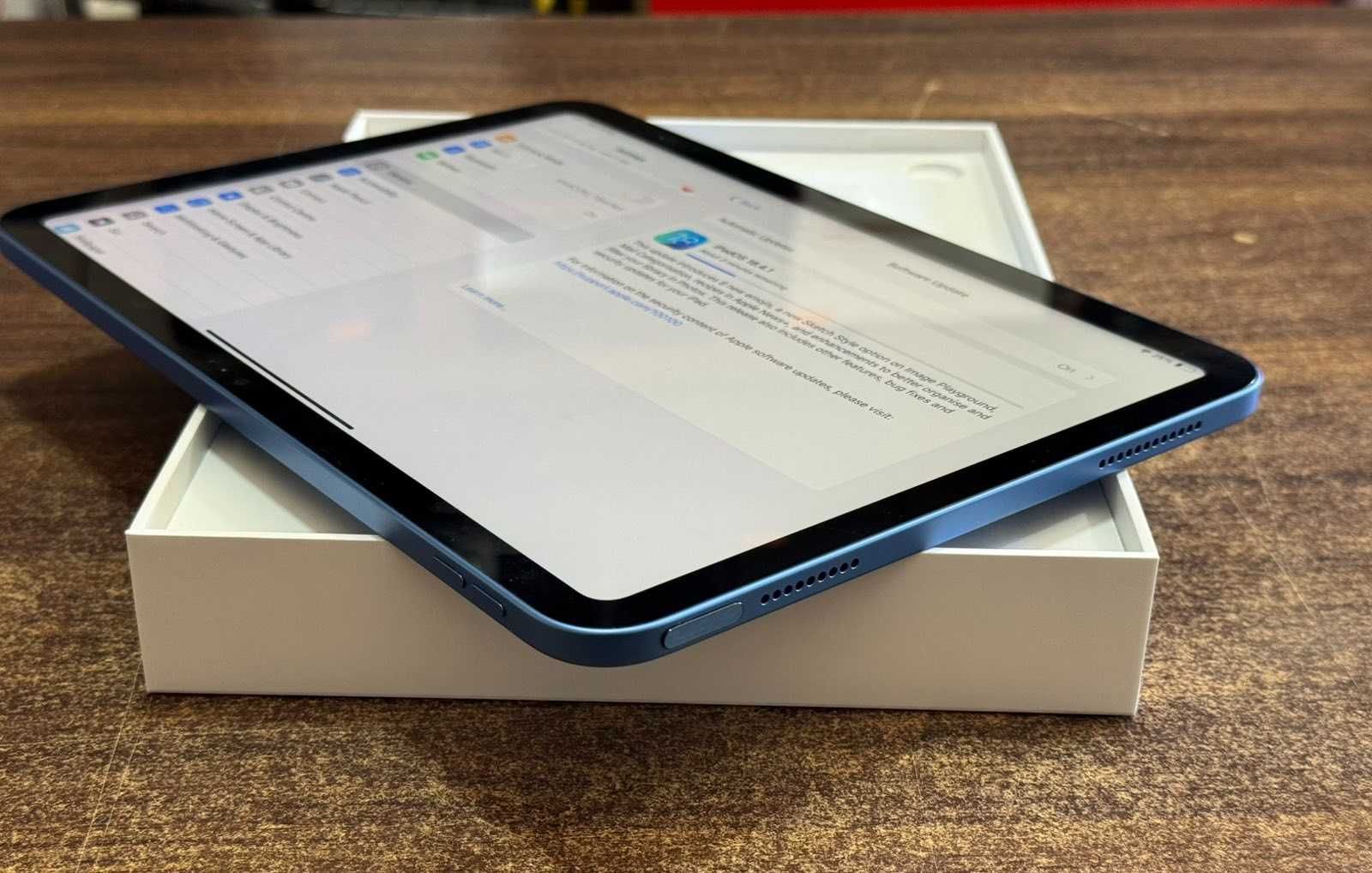 Apple iPad 10th Gen. 64GB Blue + Apple pencil