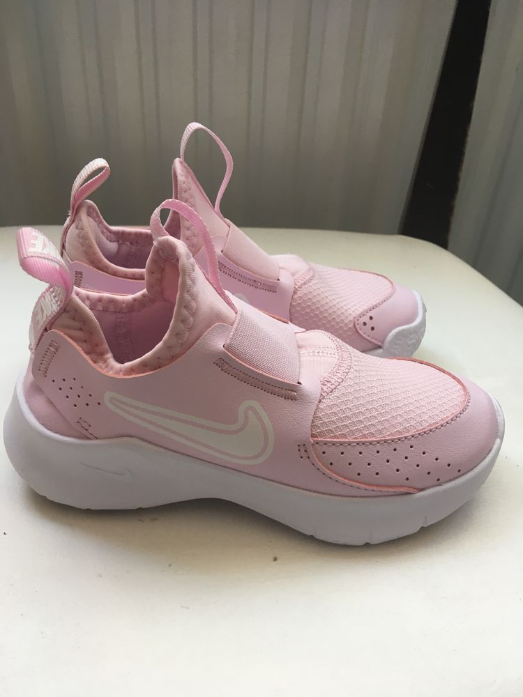 Nike…STICH детцки оргинални маратонки