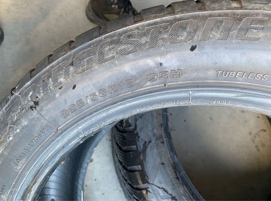 Anvelope M+S 225 50 18 Runflat Bridgestone