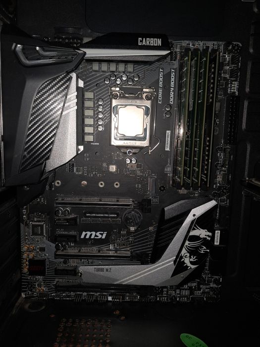 Kit placa de baza si procesor si rami, la cerere carcasa din poze