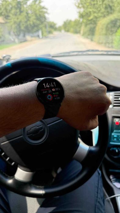 Спортивные часы Ciberer BTalk 2, Amoled-дисплей Ultra HD