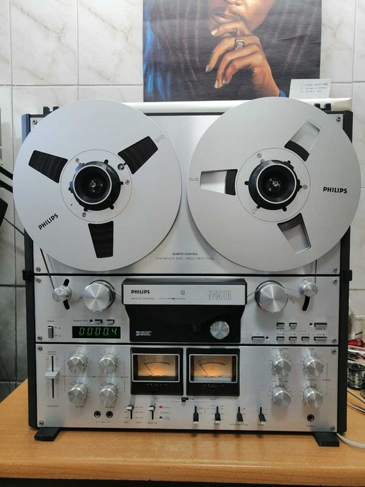 Philips, Akai, Sony, Pioneer, Denon