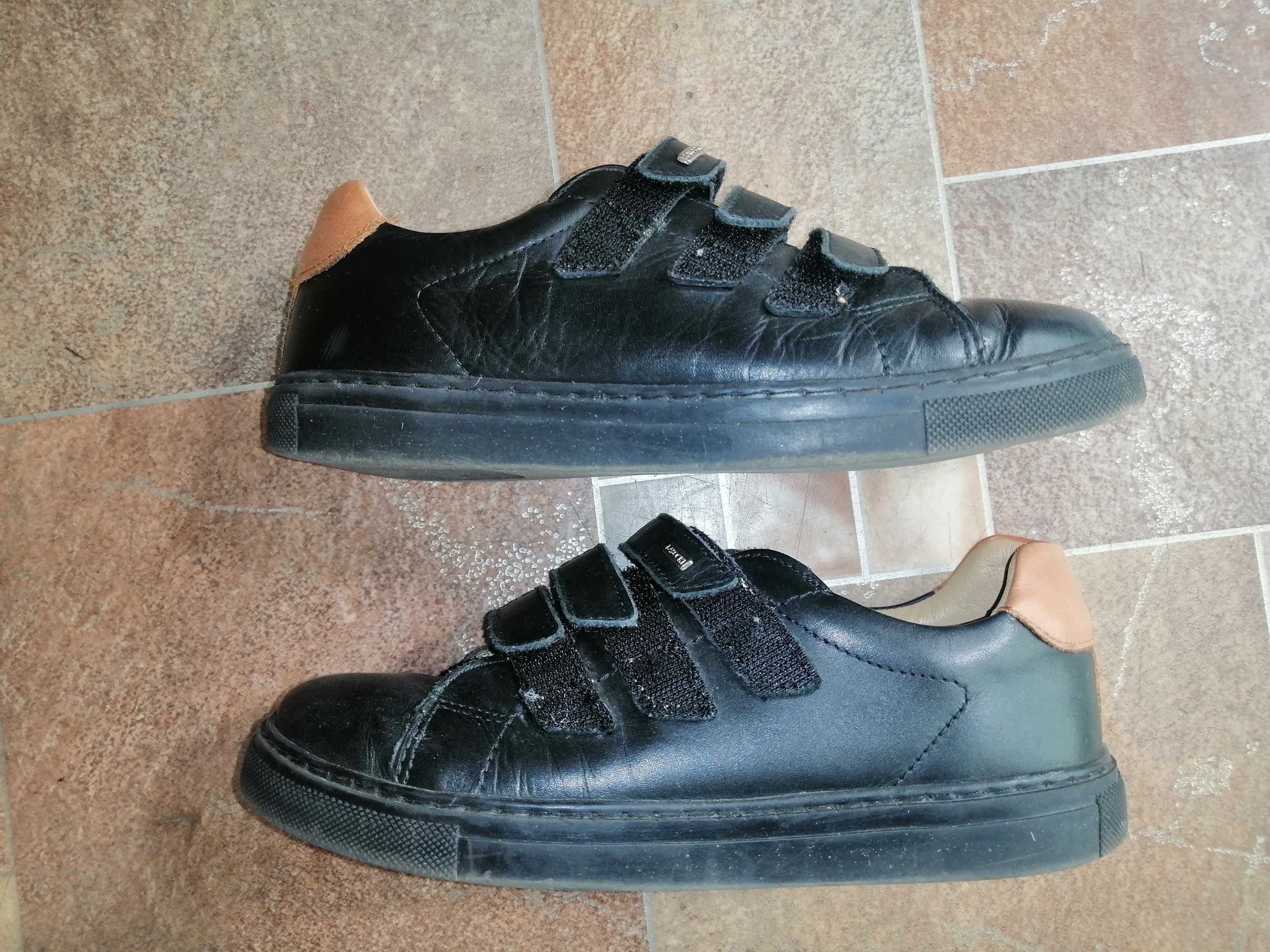 Pantofi piele eleganti