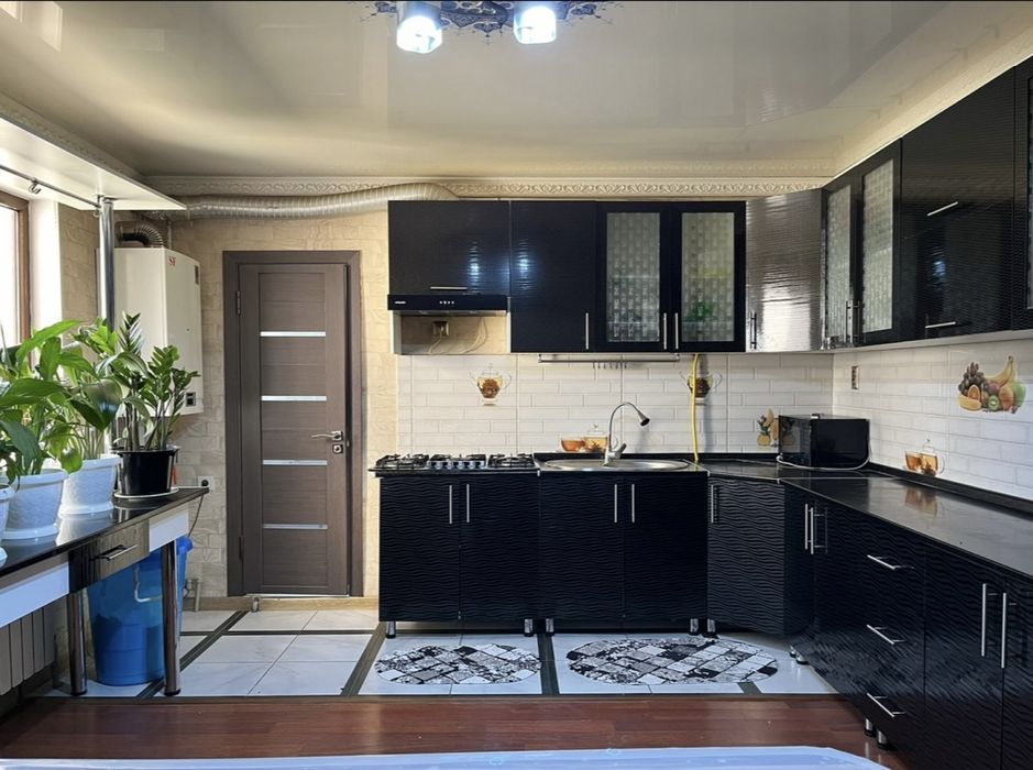 Продается куханный гарнитур