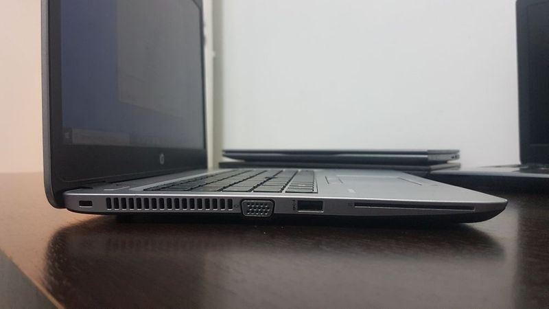 HP EliteBook 840 G3 ,128 SSD M.2 + 500 HDD, 8GB DDR4,Taste Iluminate
