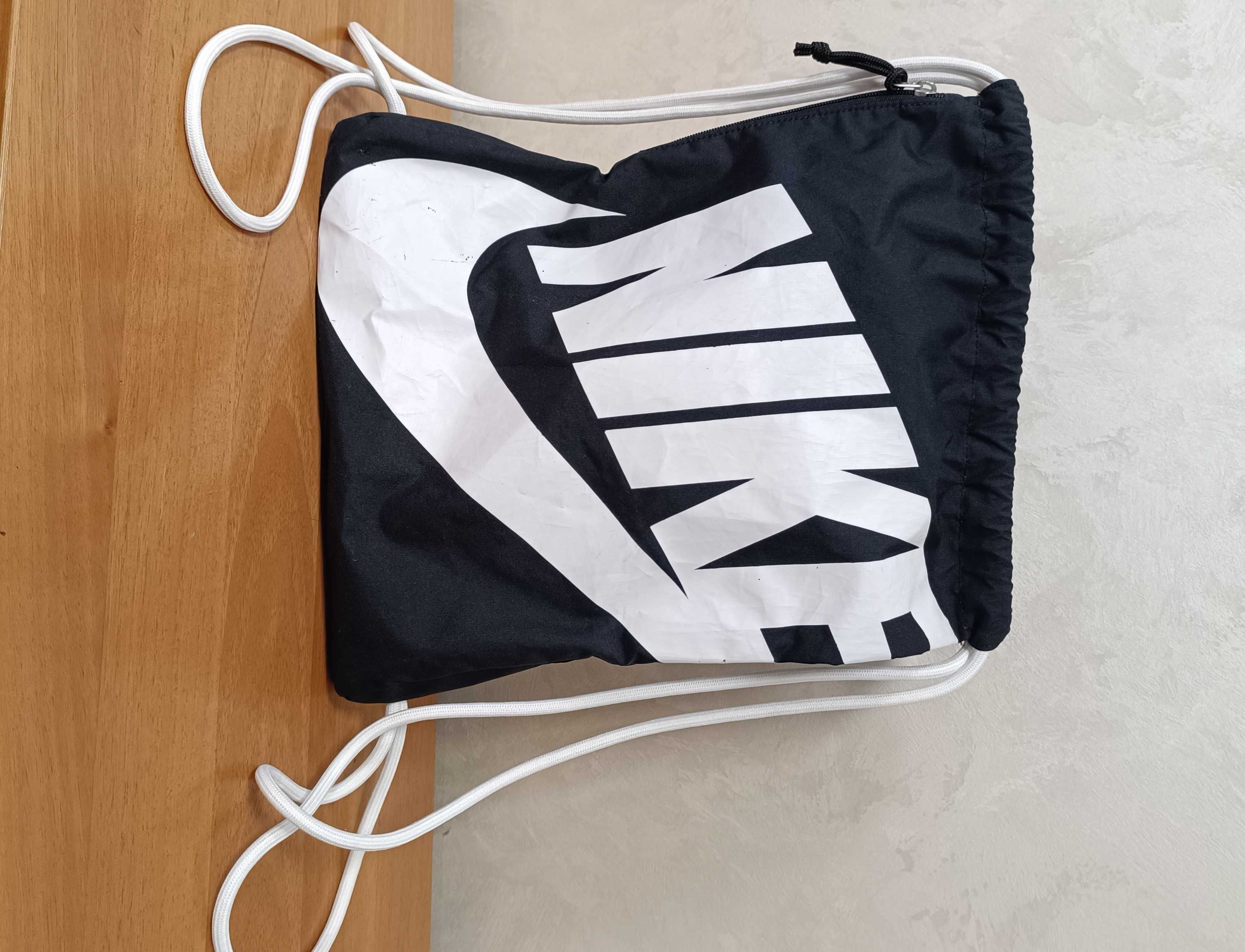 Nike-Много Запазена