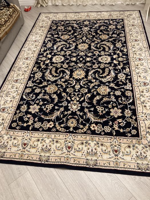 Продам шерстяной ковер