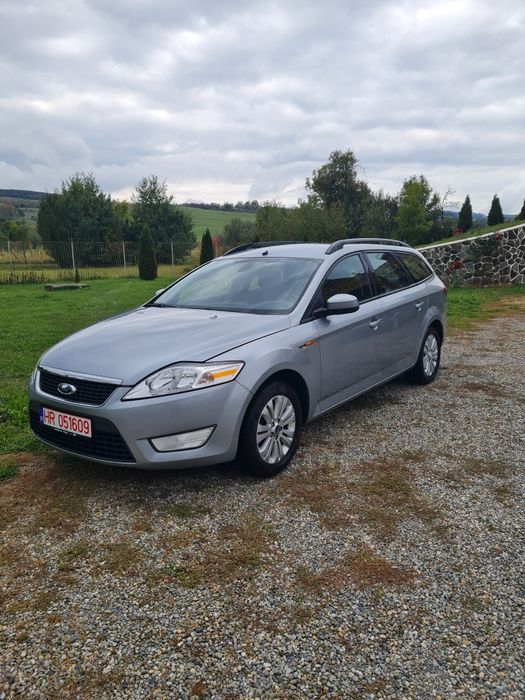 Ford mondeo 1.6 benzinā
