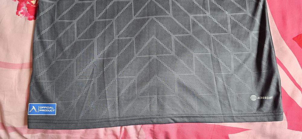 Тениска на ПФК ЛЕВСКИ