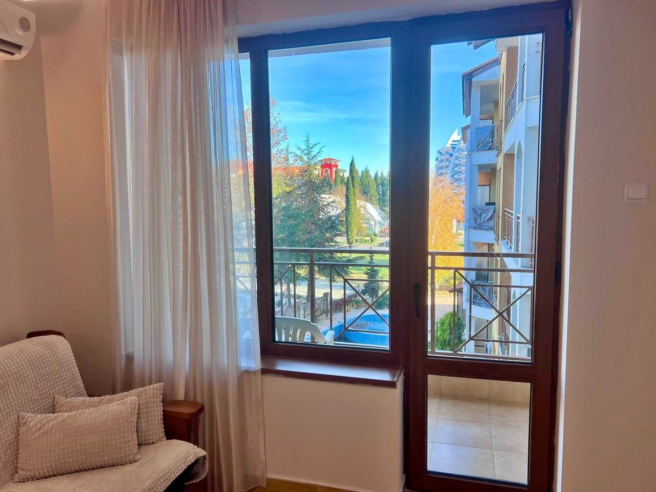 Продава се Двустаен апартамент в к.к. Слънчев бряг - 62 кв.м за 1073 €/кв.м - Снимка #1