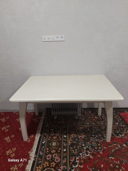 Стол кухня. Stol oshxona uchun.