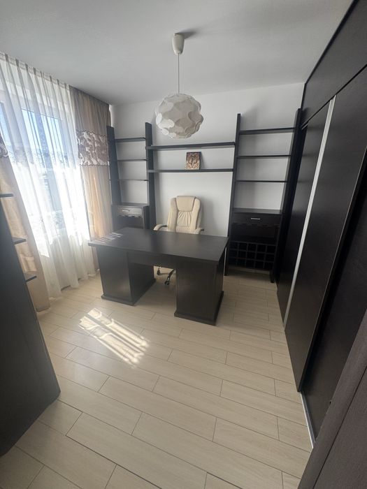 Inchiriez apartament