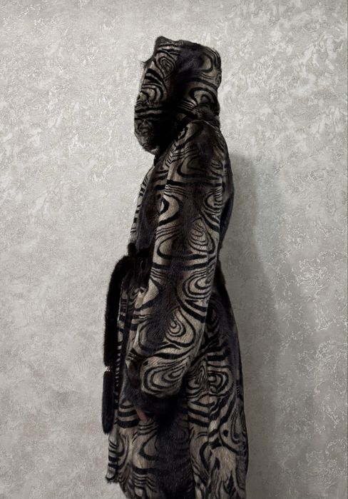 продам норковую шубку в идеальном состоянии.42-44 р-р