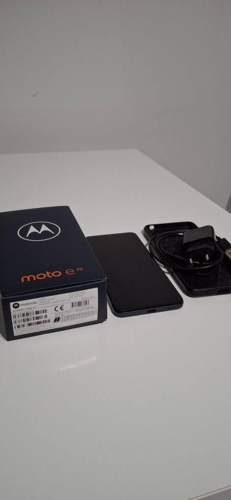 Motorola E22 4+64 GB