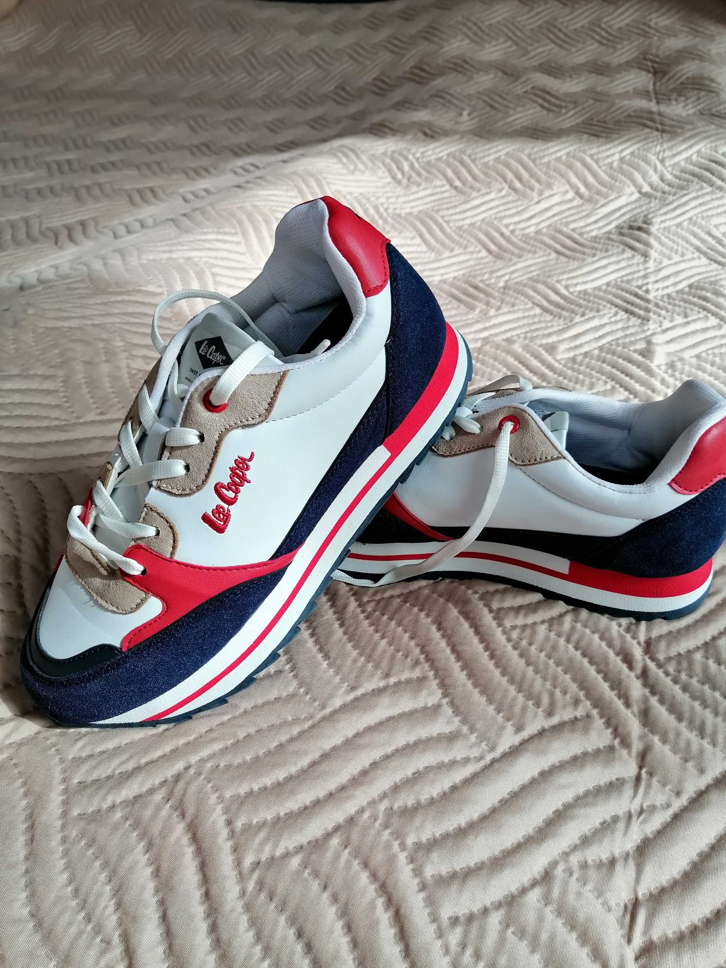 Дамски маратонки Lee Cooper