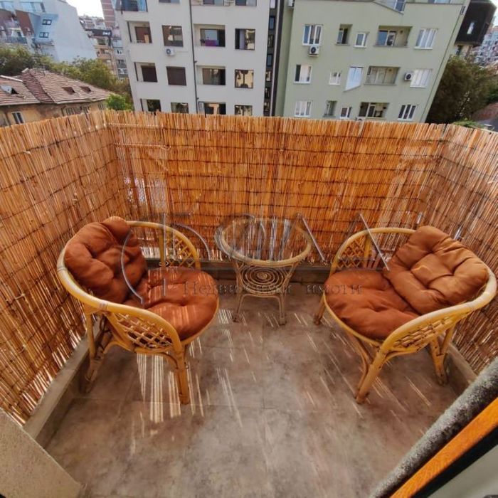 Продава се Двустаен апартамент в София, Център - 67 кв.м за 2792 €/кв.м - Снимка #11