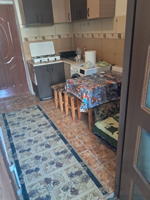 Închiriez camera de cămin