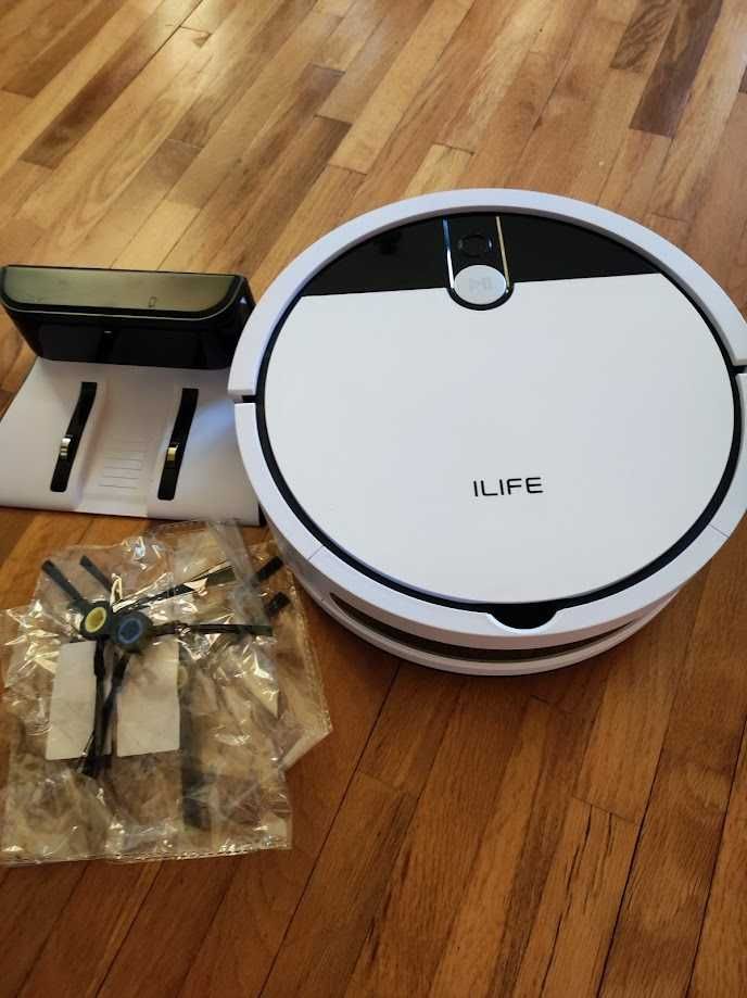 Прахосмукачка робот iLife V9e