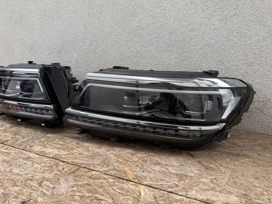 SET Far stanga dreapta VW Tiguan 2 2017-2020 Full LED Originale Europa