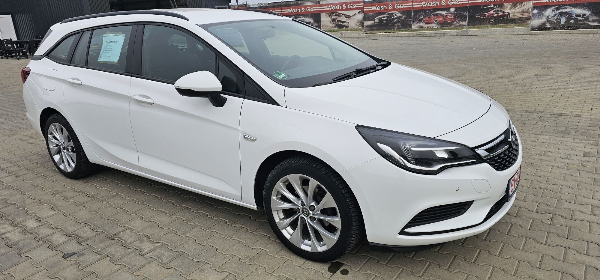 Opel Astra 1.4 benzină turbo