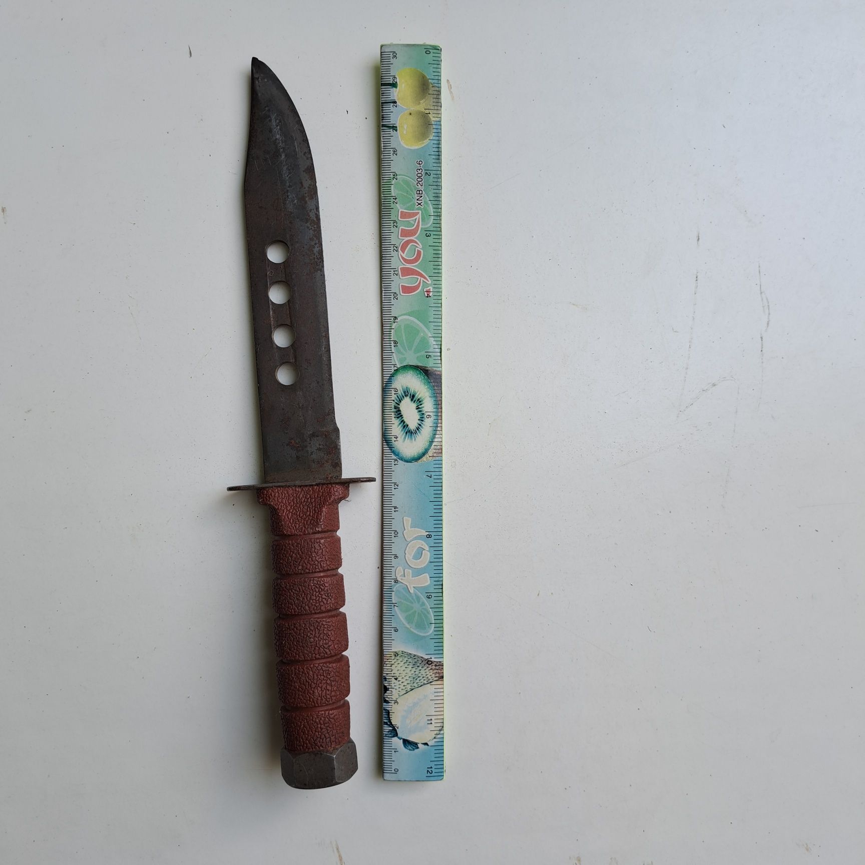 Боен стар тактически нож фабрична изработка тип KA-BAR