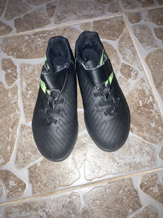 Adidasi de fotbal pentru sibtetic, marime 29
