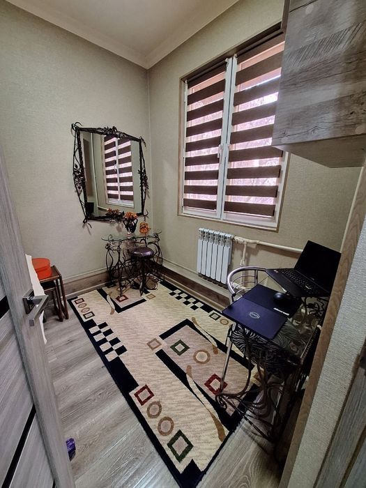 Продаётся квартира Чиланзар 6 квартал 2в3/2/4 разделка