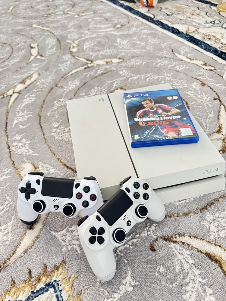 Плейстешин 4 Playstation 4