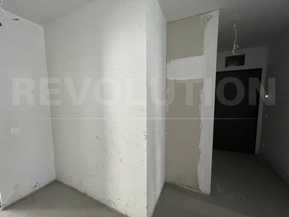 Тристаен апартамент в ж.к. Кръстова вада