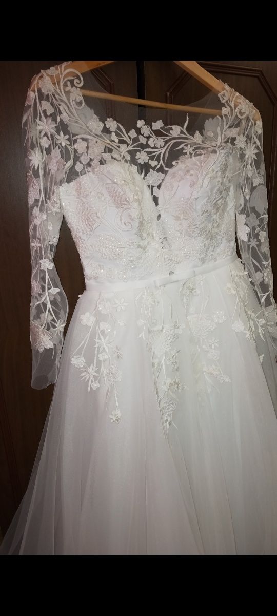 Свадебное платье от салона Айя в идеальном состоянии
