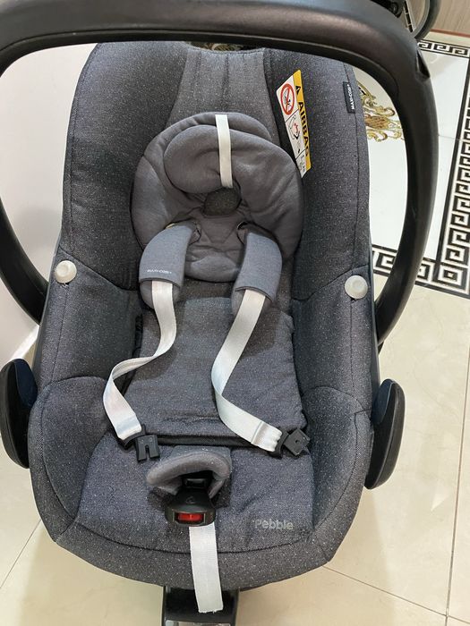 Vand carucior cu landou si scoica cu isofix