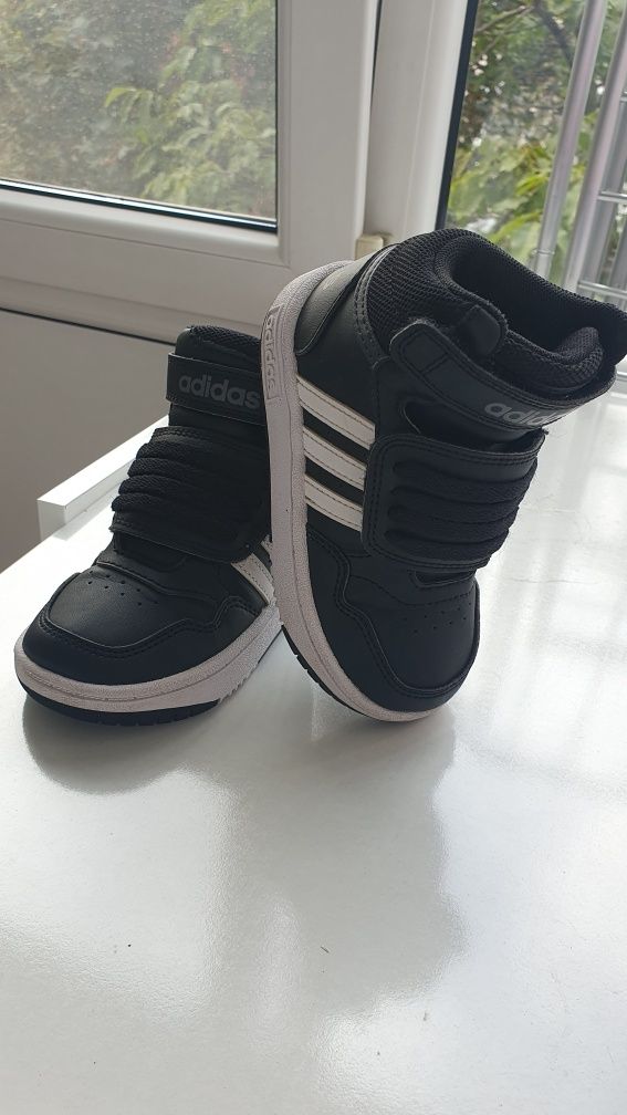 Adidasi Adidas , marimea 24