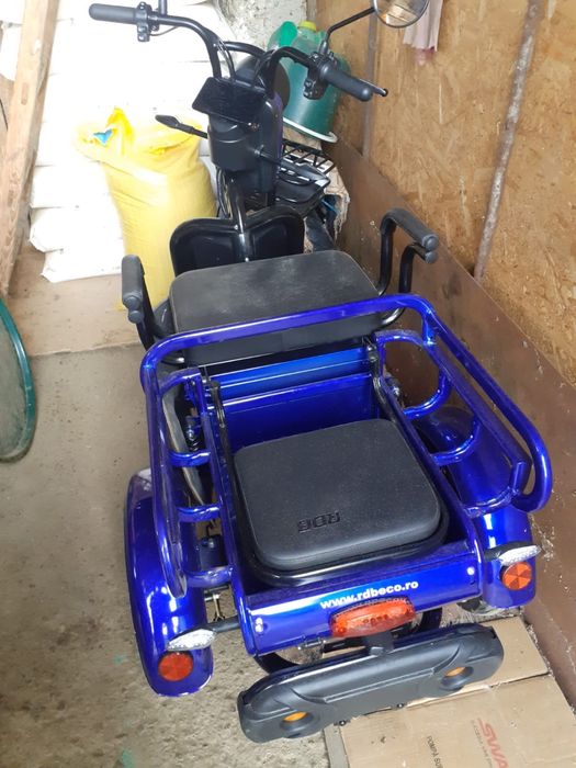 Motoreta / Triciclu electric NOU