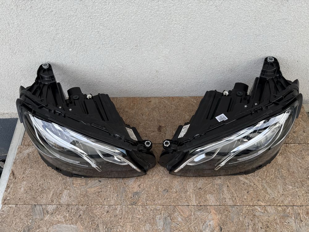 SET Far stanga dreapta Mercedes E Class W213 LED High Performance