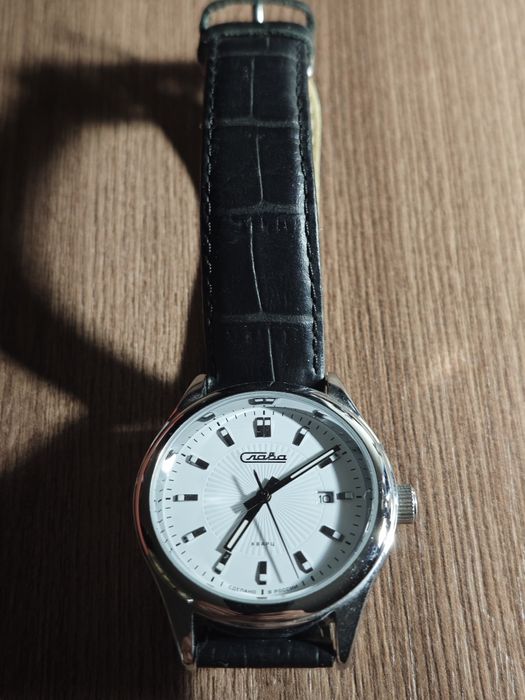 Продам часы СЛАВА