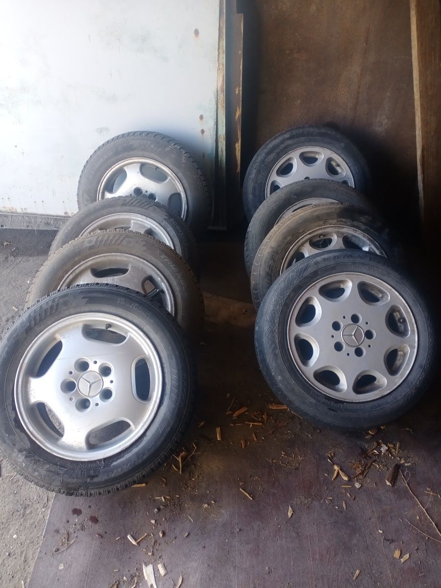 Продам диски на мерс 5*112*R15 два комплекта