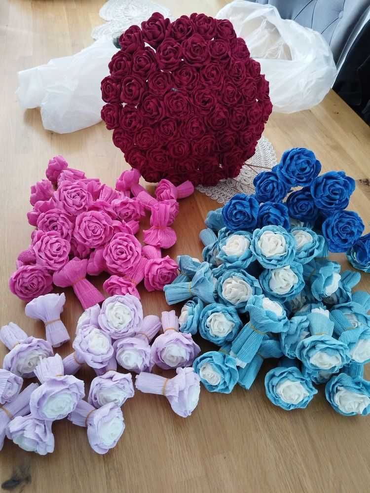 Рози от креп хартия
