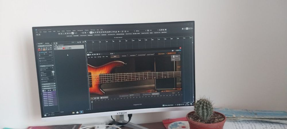 Ovoz yozish studio tayyor sotiladi