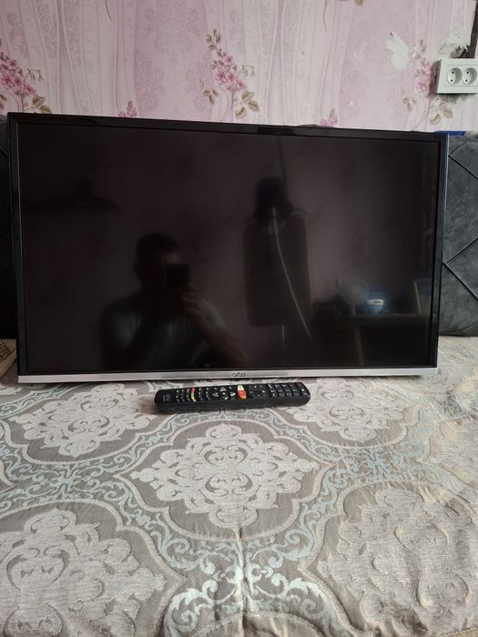 Телевизор Артел 90см