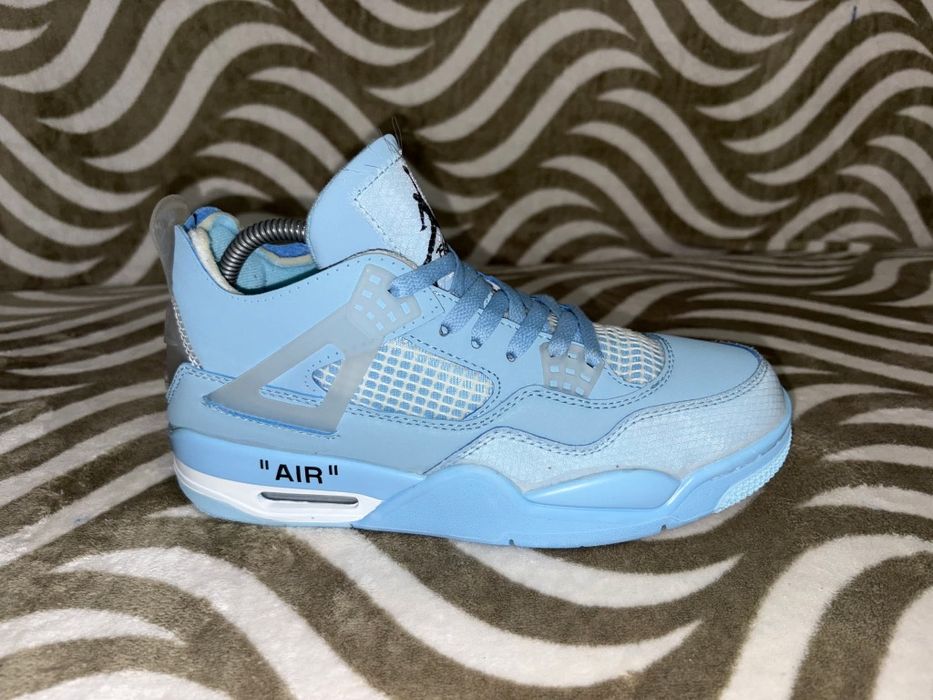 Sneakers Jordan Retro 4 off white nr 40