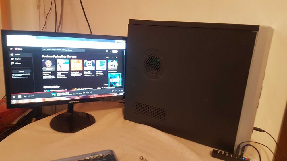unitate pc +monitor led slim samsung