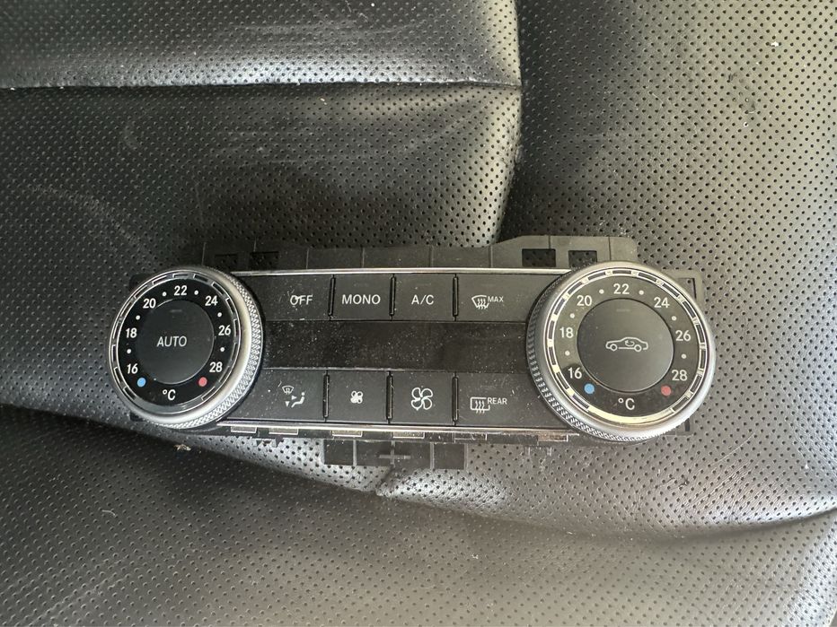 Управление климатроник за Mercedes C class W204