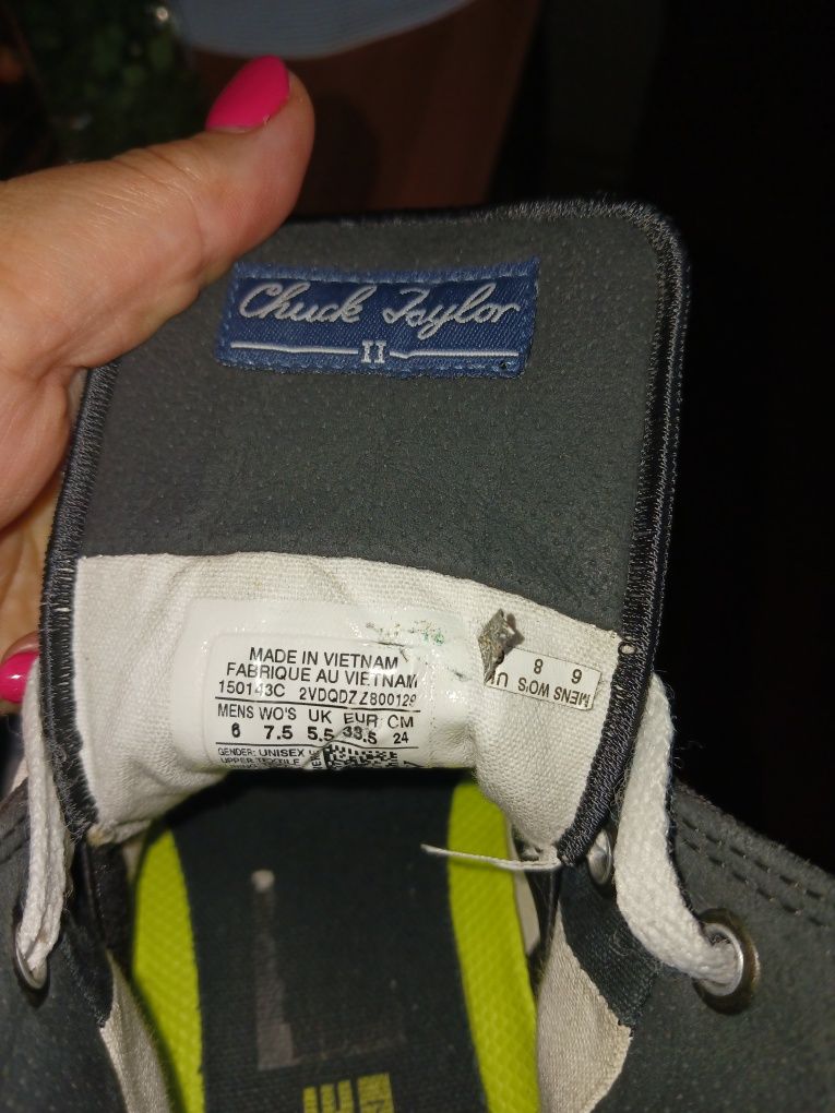 Цената е за трите чифта-Puma,Converse 37-38