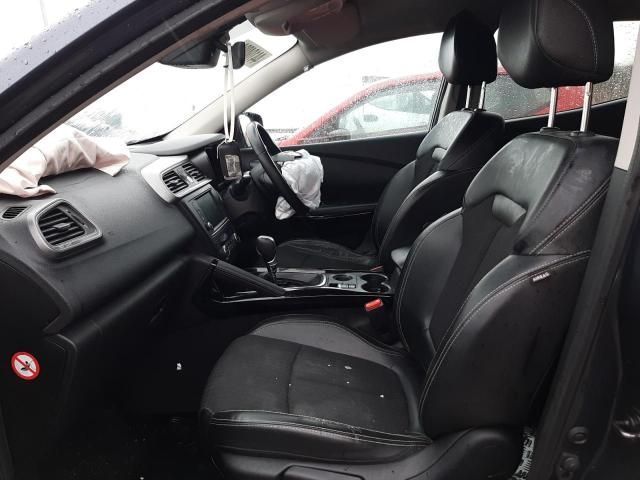 Dezmembrez Renault Kadjar 1 [2015 - 2018] Crossover 1.2 AMT (130 hp)