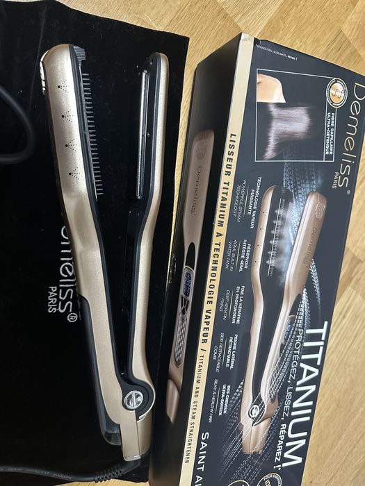 Placa pentru indreptarea parului Demeliss Titanium 3918,