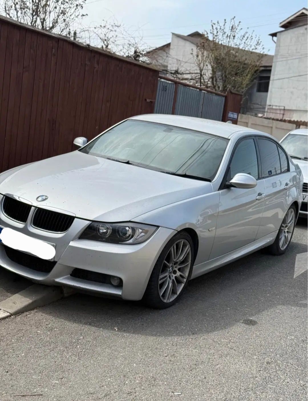 Dezmembrez bmw 320D e90 pachet m