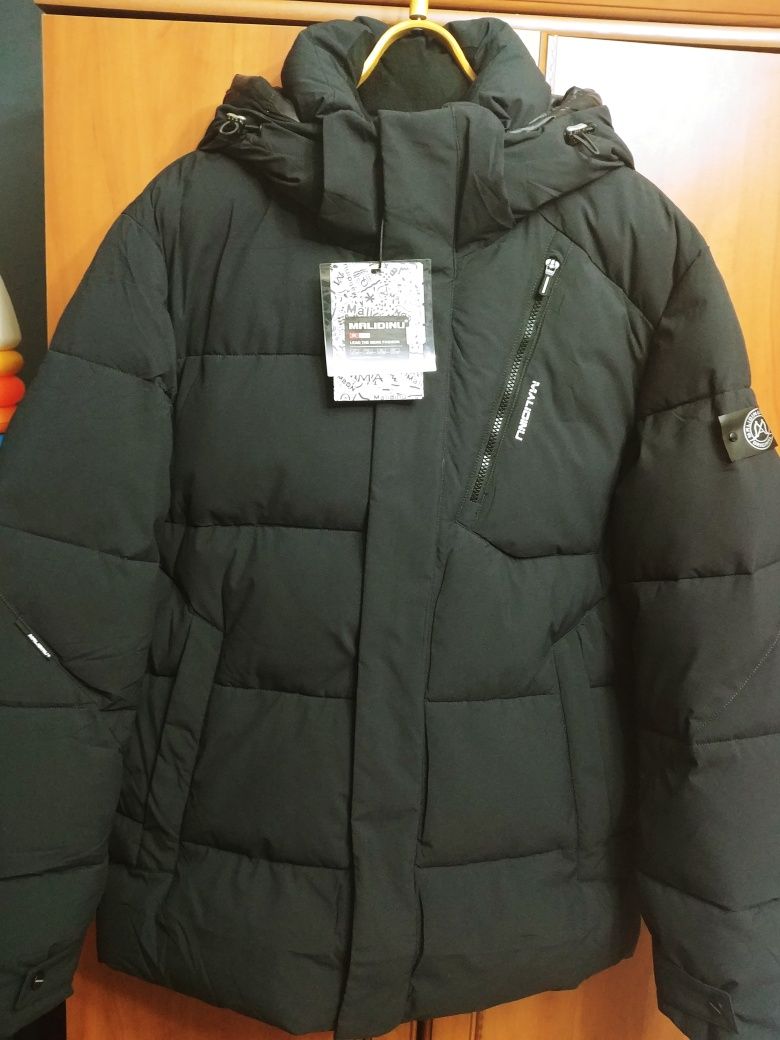 Продаю мужскую зимнюю куртку Malidinu