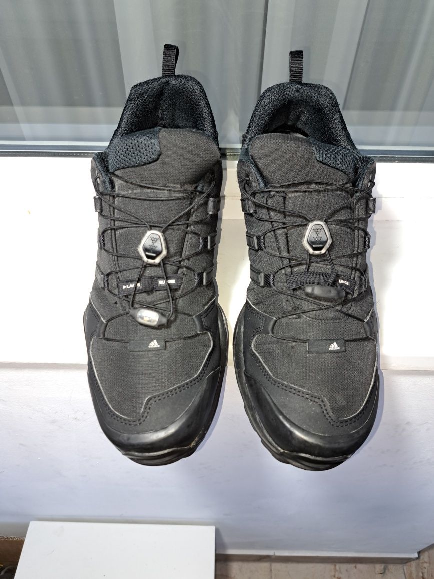 Vând Adidas Terrex originali nr 45