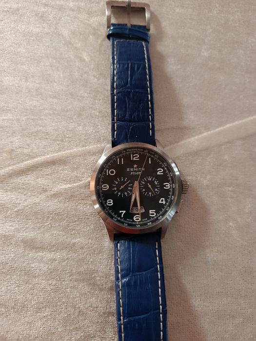 Продам часы Зенит Пилот