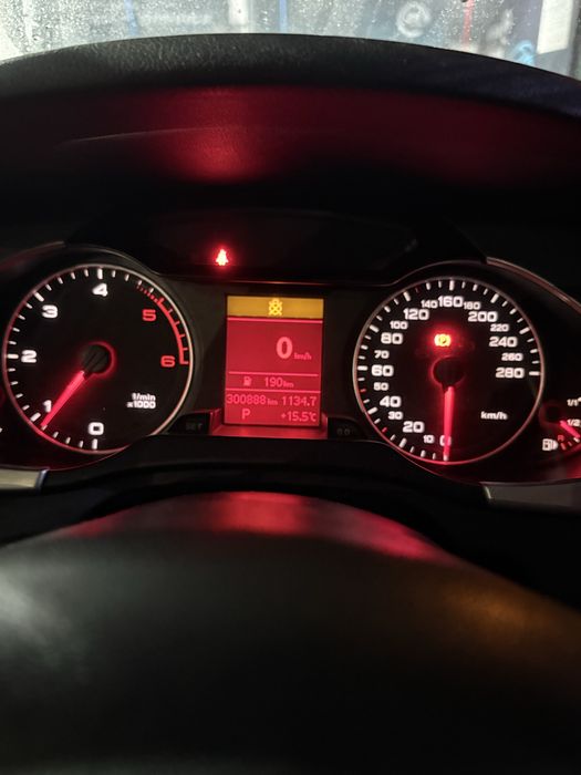 Audi A4 b8 2009 automat